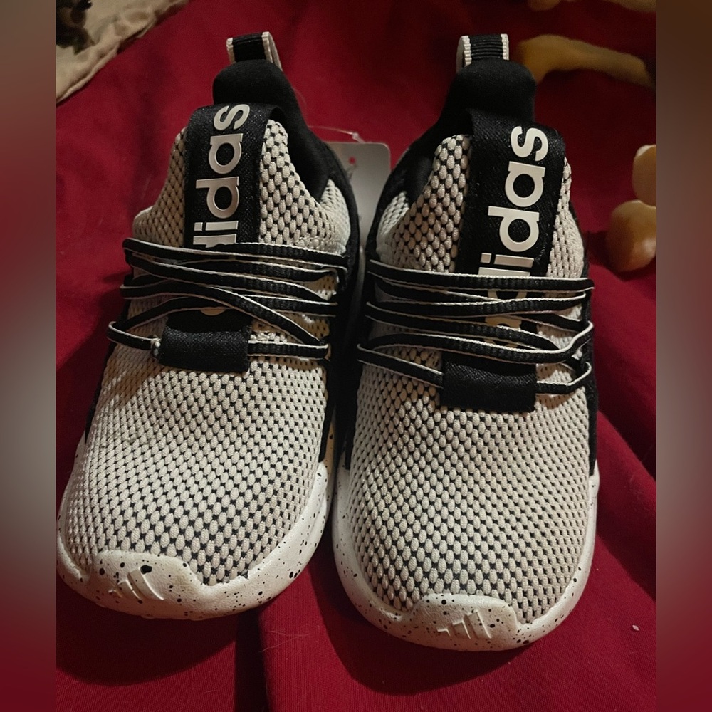 Adidas Kids Black and White Mesh Sneakers-pre owned